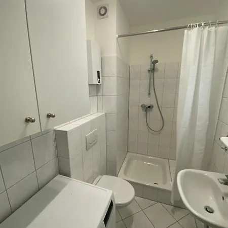 Ostertor, Schoenes 2-Zimmer-Appartment, Naehe Klinikum, Balkon, Citynah Gelegen Brême Extérieur photo